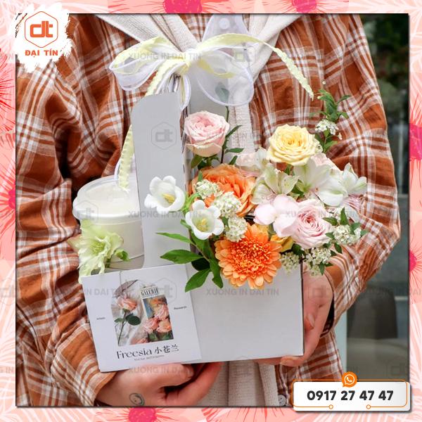 KHAY GIẤY 2 NGĂN ĐỰNG LY ( CỐC ) VÀ HOA