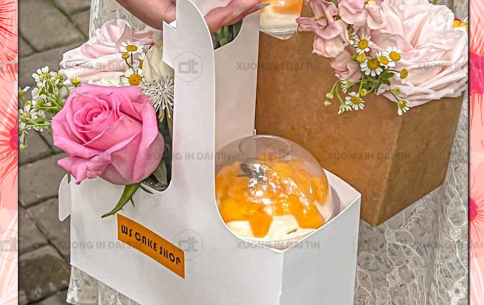KHAY GIẤY 2 NGĂN ĐỰNG LY ( CỐC ) VÀ HOA